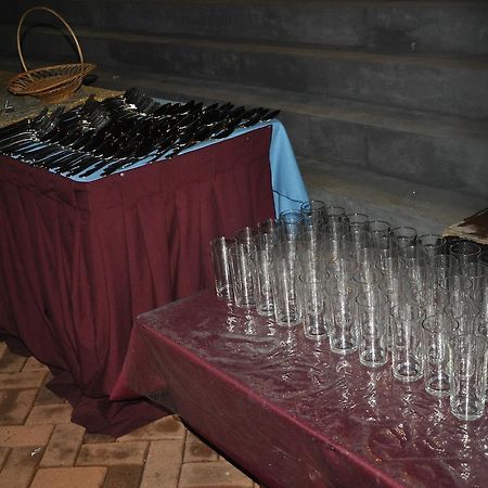 Gunners' Club - Minneriya Esterno foto