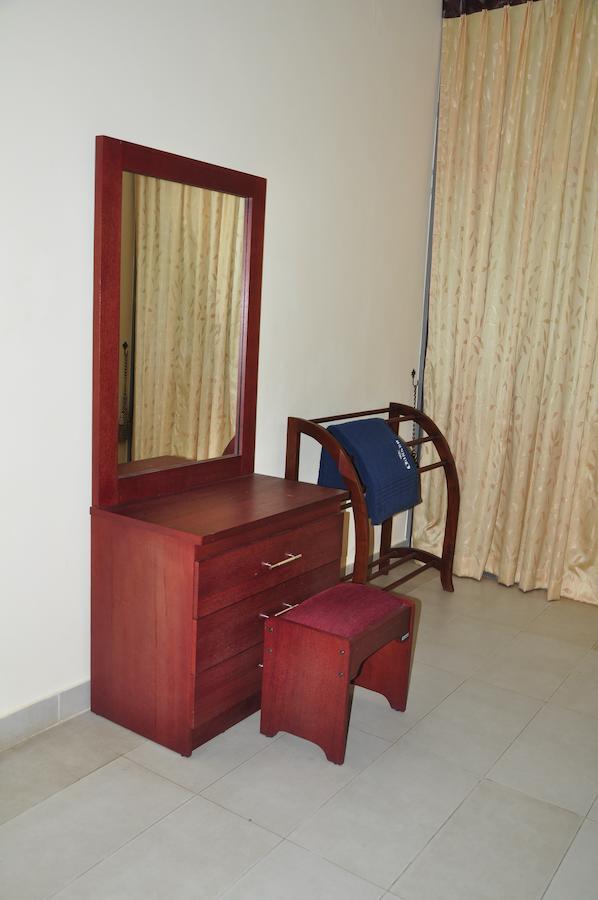 Gunners' Club - Minneriya Camera foto